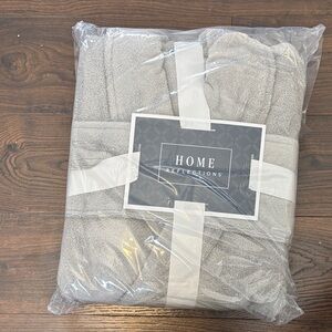 Home Reflections Gray 100 percent cotton bathrobe